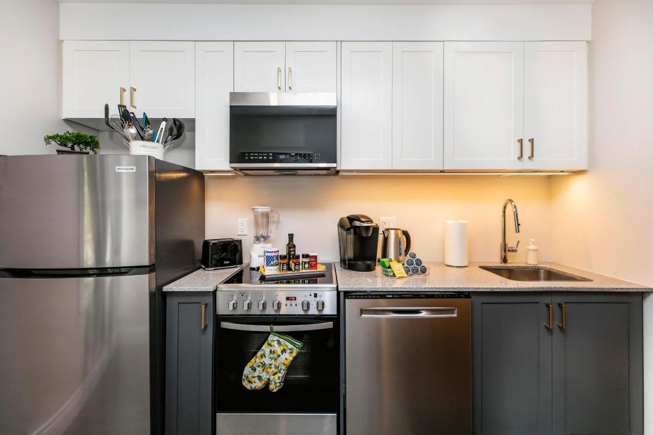 Апартаменты Luxury 1Br With King Bed - Steps From Byward Market! Оттава Экстерьер фото
